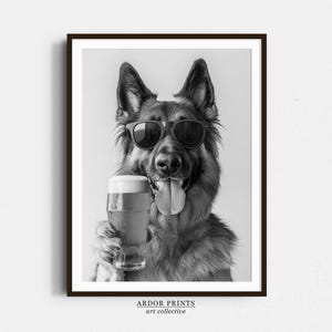 ビールを飲むジャーマンシェパードのウォールアート、白黒プリント、犬用ギフト、ビールアルコールプリント、面白い犬のポスター、バーカートの装飾