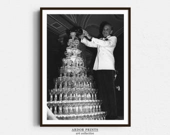 Champagnetoren jaren 1920 kunst aan de muur, gieten over gestapelde glazen zwart-wit print, alcohol poster, bar kar print, retro wand decor