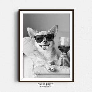 ワインを飲むチワワのウォールアート、白黒プリント、チワワのバーカートプリント、犬のギフト、面白い犬のポスター、バーの装飾、キッチンの装飾
