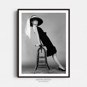 Audrey Hepburn Impresión de moda francesa, Desayuno en Tiffany's, Impresión en blanco y negro, Arte de mujer vintage, Arte antiguo de Hollywood, Decoración de pared retro