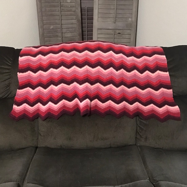 Vintage HAND CROCHETED AFGHAN Zig Zag Design in Pinks Ombre 62" x 34" Throw Blanket Warm Wool?