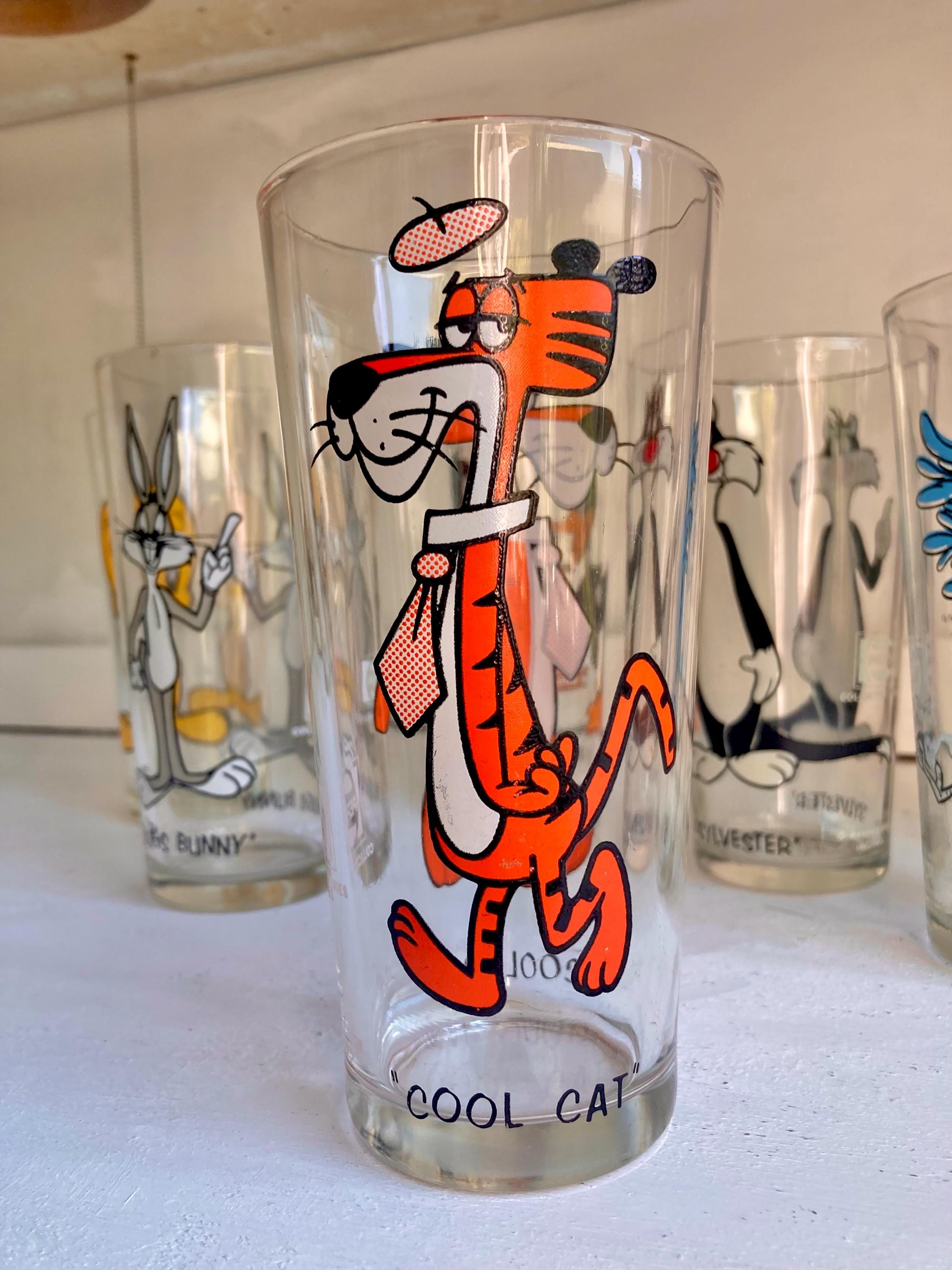Vintage 1973 Loony Toons Pepsi Collectible Drinking Glasses
