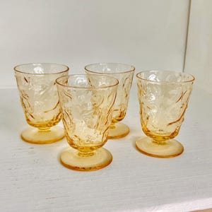 vintage Bryce El Rancho Gold Textured Juice Glasses - Set of Four small Pedestal-footed Drinking Cups in Yellow Pale Amber Pebble Glass