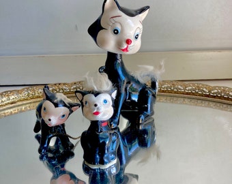 Midcentury Anthropomorphic Ceramic Bobble head Cat mom + 2 kittens - Japan