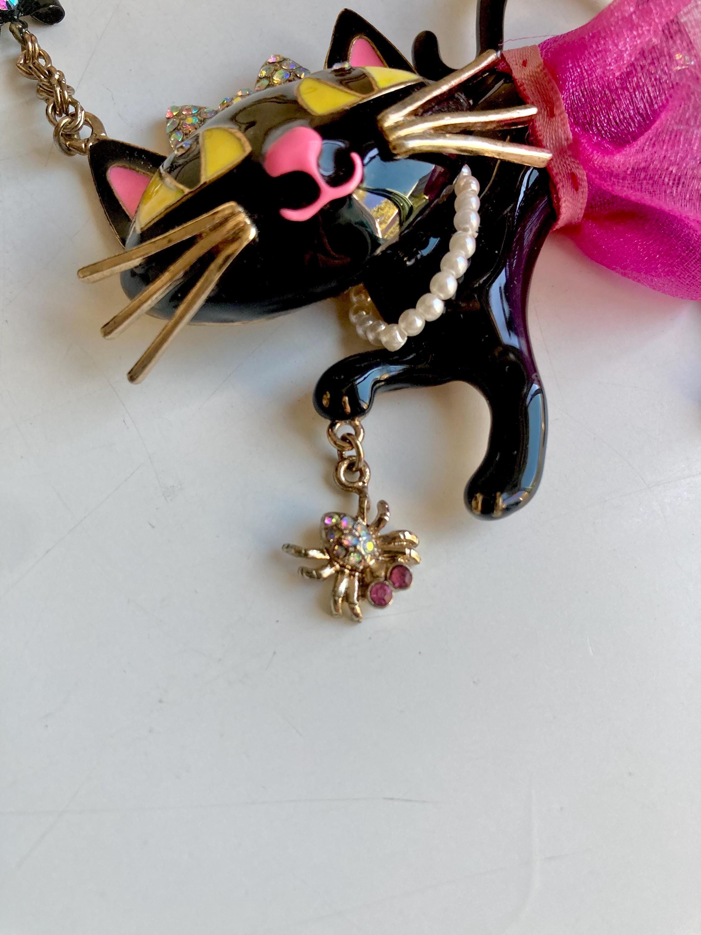 Betsey johnson black cat necklace discount