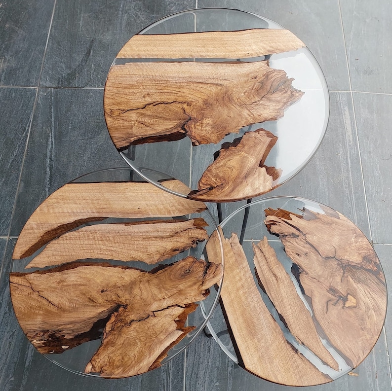 Epoxy Coffee Table with Flowers, Walnut Epoxy Table, Raund Epoxy Table, Epoxy Coffee Table with Resin