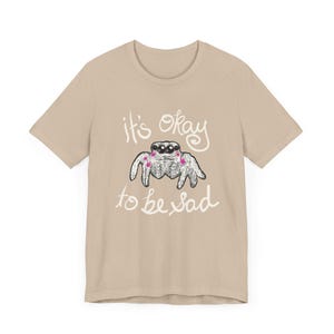 Camiseta Cute Spider - Não tem problema ficar triste! Humor peculiar - Cores ótimas XS-5XL imagem 4