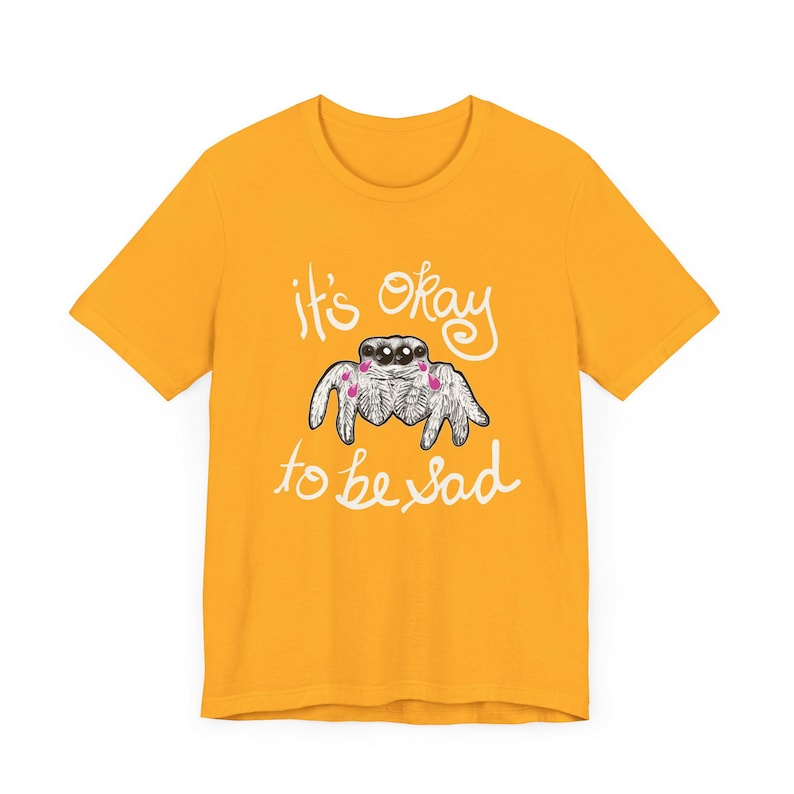 Camiseta Cute Spider - Não tem problema ficar triste! Humor peculiar - Cores ótimas XS-5XL imagem 1