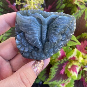 Large Labradorite Crystal Butterfly Carving, Labradorite Crystal Home Decoration, Crystal Carved Butterfly Figurine, Gifts