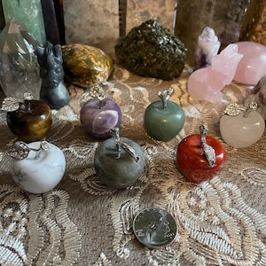 Gemstone Apple, Carved Crystal Apple, Crystal Apple Decoration, Gifts