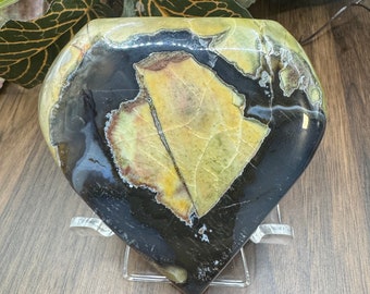 UV Reactive Volcano Agate Palmstone: Chalcedony Crystal Gift