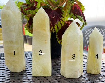 Lemon Quartz Crystal Tower: Oro Verde Point