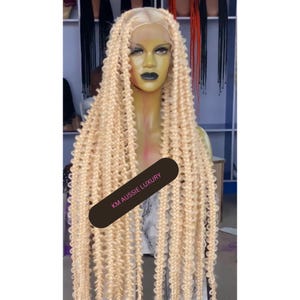 Long Black Knotless Braided Wig – Full Lace Realistic Box Braids Wig with Baby Hairs, Full Lace Front Braid Wig for Black Women Gift Idea