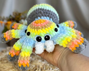 Peluche de araña de ganchillo – Juguete arcoíris kawaii hecho a mano
