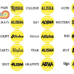 Pode incluir: Uma cole&ccedil;&atilde;o de quinze gr&aacute;ficos de bolas de t&eacute;nis amarelas, cada uma com o nome Alisha impresso num estilo de letra preto distinto. Est&atilde;o inclu&iacute;das as etiquetas Main, College, Goth, Always, Bay, Western, Script, Gecko, Hug, Hearts, Tear, Jest, Sent, Graffiti e Sign.