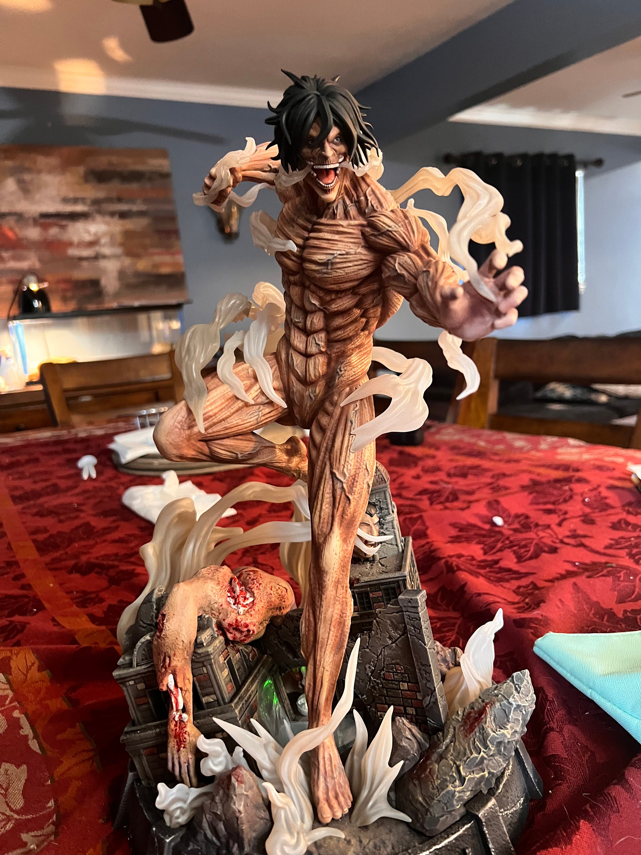 YLEAFUN Anime Eren Jaeger Action Figure Model PVC Figure Collectible Home  Desktop Decorations, 10cm