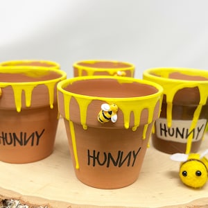 Winnie the Pooh Terracotta Hunny Pots Centerpieces , Honey Pot Party Favors Baby Showers , Birthdays , Bee Party Centerpieces