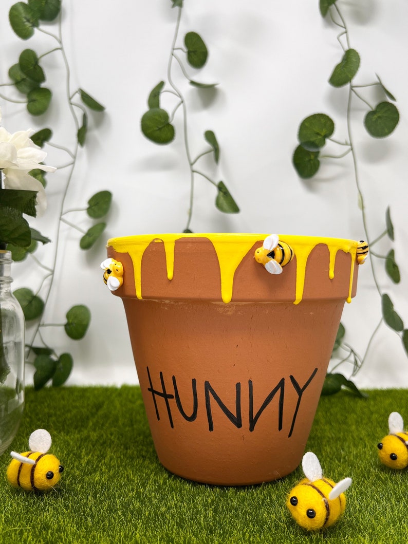 Winnie the Pooh Terracotta Hunny Pots Centerpieces , Honey Pot Party