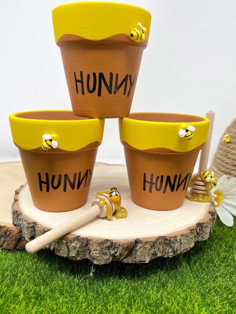 Hunny Pot Party Favors , Winnie the Pooh Theme , Honey Centerpieces