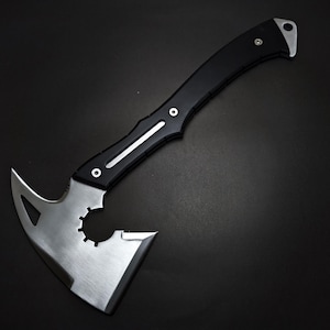 Leon Kennedy Hatchet Replica: RE9 Resident Evil Requiem Full Tang Axe image 1