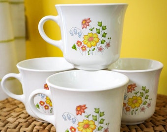 4 Corelle Corning Ware Spring Meadow Coffee Tea Cups Mugs Pastel Floral Flowers