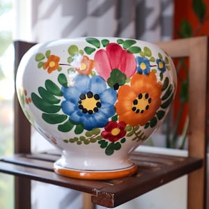 Hand Painted Floral Italian Art Pottery Vase Italy 2841 Shooting Star Mark