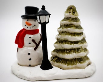 Salière et poivrière de Noël en céramique vintage, sapin de Noël et bonhomme de neige avec chariot, décoration de table des Fêtes