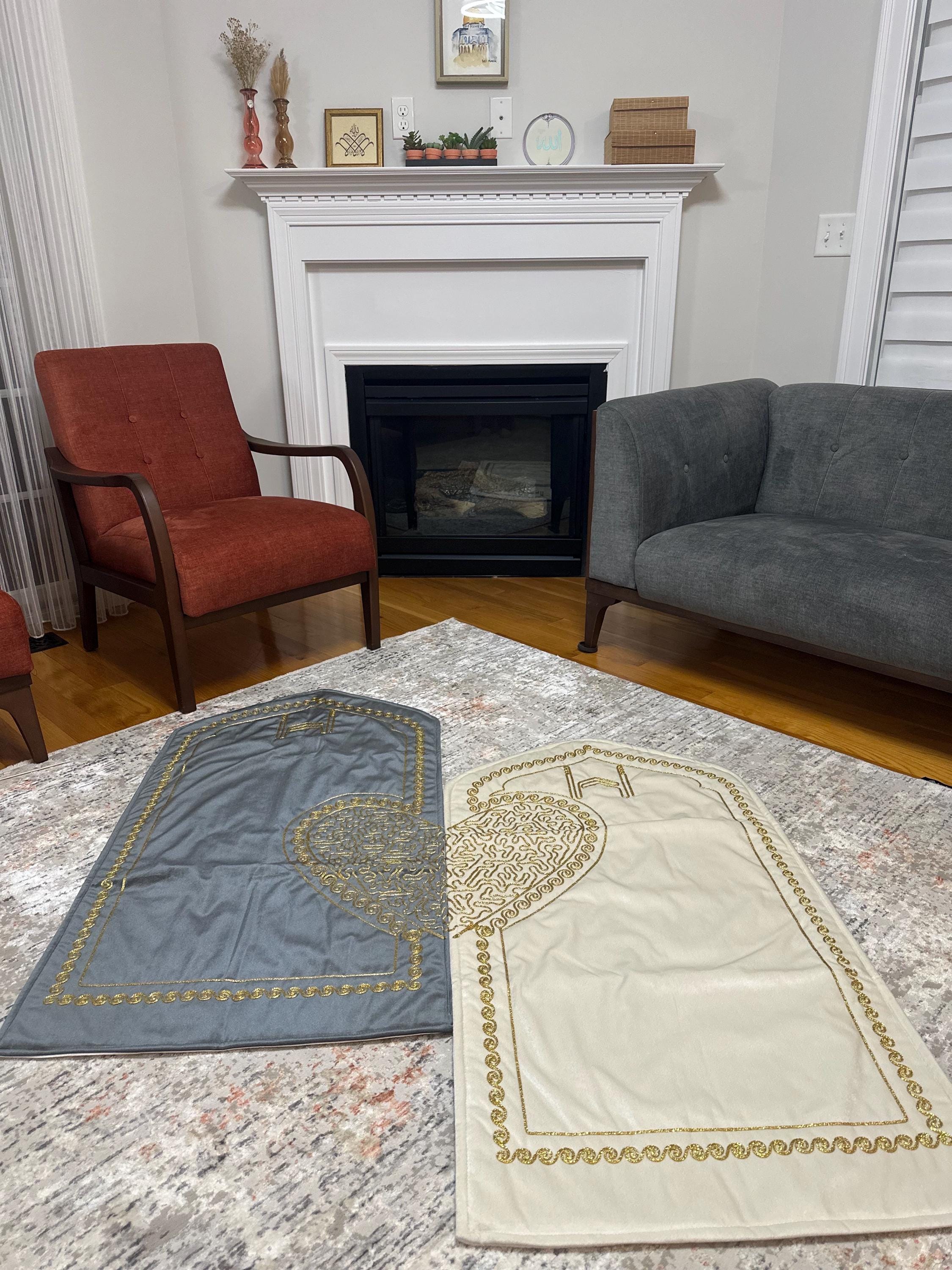 Interlocking Two Rugs Couple's Prayer Rug Set, Interlocking Heart Design, Islamic Wedding ...