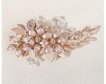 Bridal Pearl Hair Clip – Wedding Floral Hairpiece