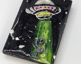Alien magnet