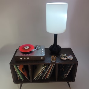Dollhouse minature record player