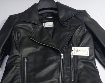 Damen Schwarze Lammfell Lederjacke: Wintermode