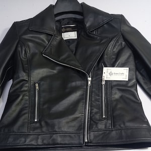 Veste en cuir femme neuve, veste mode hiver noire, veste en cuir souple véritable, veste en cuir mode femme, cadeau de Noël pour elle