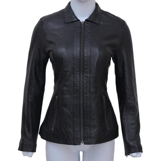 Women's Black Leather Jacket – Slim Fit Biker Style with Zipper Pockets – Real Leather Coat for Fall & Winter Fashion