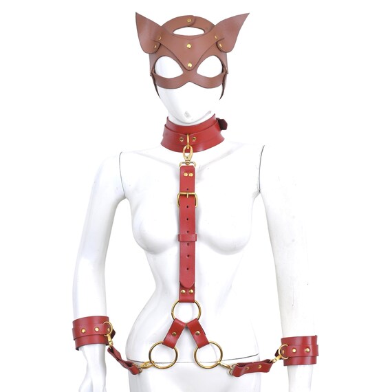 Handmade Leather Cuff Collar Choker Set for Women–Adjustable BDSM Bondage Leather Cuff Neck, Cat Mask–Mature Harness and Fetish Accessories