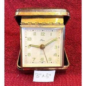 Vintage Artco Travel Alarm Clock With Gold-Tone Case & Luminous Dial C305 V