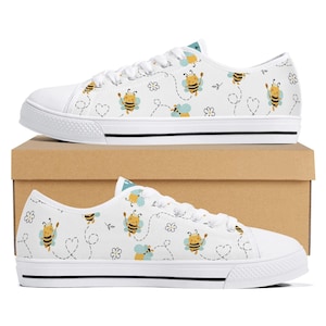Women&#39;s Bumble Bee Canvas Shoes: Honey Bee Print Low Tops