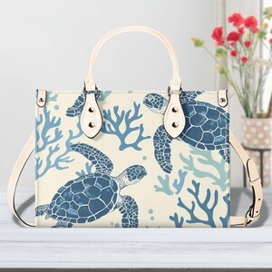 Bolso de piel sintética con estampado integral de tortugas marinas, bolso para amantes del mar, bolso de playa, bolso de vida marina, bolso tote náutico, regalo elegante para mamá