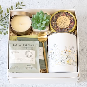 Birthday Gift Box, Gifts for Her, Sister Birthday Gift, Gift Basket, Happy Birthday Box, Gift for Women, Best Friend Birthday, Gifts for Mom