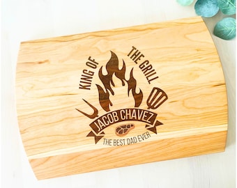 Gifts for Dad, Dad Gift from Daughter, Bamboo Cutting Board, King of the Grill, Grill Master, Personalized Gifts for Men, Father's Day Gift