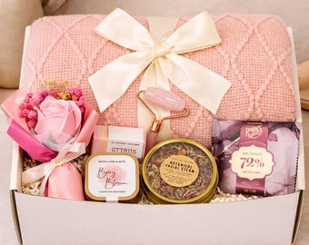 New Mom Care Package, Pregnancy Postpartum Gift Box, Mom To Be Gift, Mommy Gift Basket, Pregnancy Gift Set, New Baby Gift Set