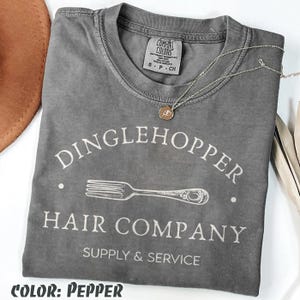 Vintage Dinglehopper Hair Company Comfort Colors-skjorta, Lilla sjöjungfrun inspirerad skjorta, Ariel-skjorta, Disney prinsessskjorta, Disneyworld-skjorta Pepper/Dark Heather
