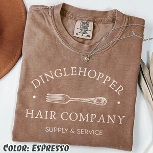 Vintage Dinglehopper Hair Company Comfort Colors-skjorta, Lilla sjöjungfrun inspirerad skjorta, Ariel-skjorta, Disney prinsessskjorta, Disneyworld-skjorta Espresso