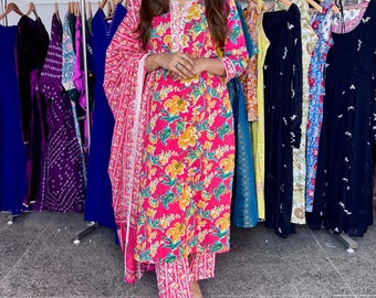 Floral Print Cotton Kurti with Pant and Dupatta Set, Salwar Kameez