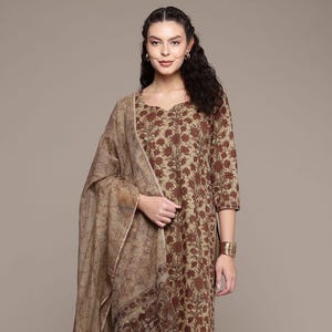 Handblock Printed Cotton Kurti Pant With Dupatta Set, Women Ethnic Salwar Kameez