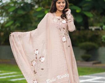 Handwork Printed Cotton Anarkali Kurti with Organza Dupatta, Cream Color