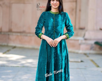 Velvet Anarkali Kurta with Banarasi Pant Set: Green Lace Work Dress