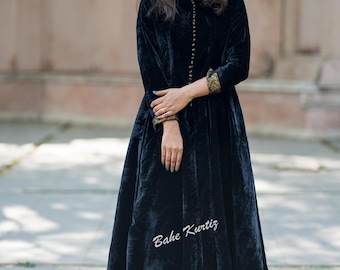 Velvet Anarkali Kurta with Banarasi Pant Set: Indian Ethnic Salwar Kameez