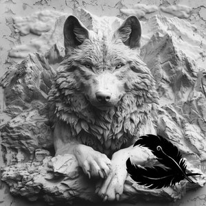 Könnte beinhalten: Eine weiße Wolfsskulptur mit einem detaillierten, realistischen Design. Der Wolf ist mit seinen Pfoten auf einer felsigen Oberfläche dargestellt, was Tiefe und Textur erzeugt. Die Skulptur ist vor dem Hintergrund einer Berglandschaft platziert, was das allgemeine Thema von Natur und Wildnis unterstreicht.