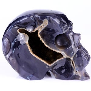 6.0” Natural Geode Ágata Escultura de Caveira de Cristal Esculpida à Mão, Escultura de Cristal Única para Decoração de Casa, Presente Artesanal